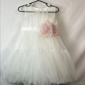 Pink Girls white Tulle special Occasion Princess Formal Dress flowers size 5 NWT